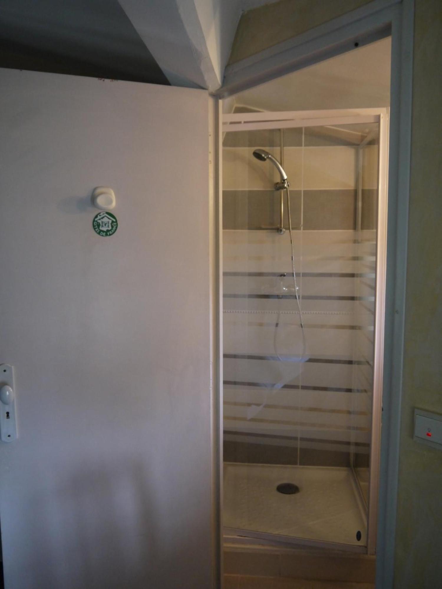 Chambres D'Hotes - Les Bujours Saint-Georges-des-Coteaux Room photo